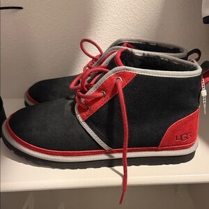 UGG Mens Black and Red Lace-Up Boots